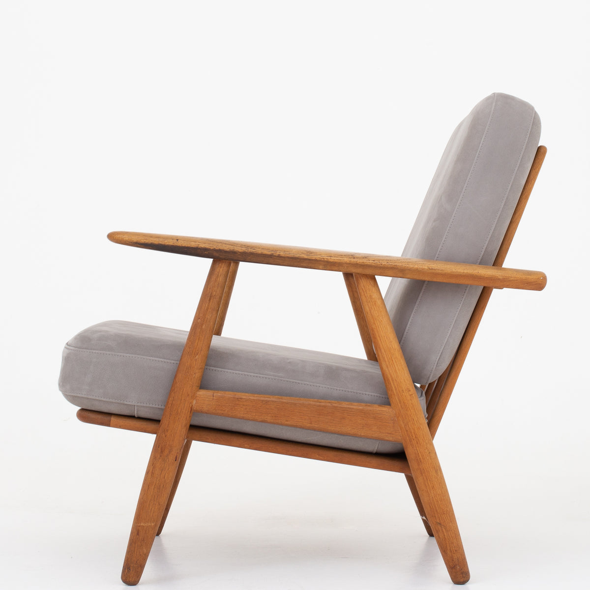 Hans J. Wegner - GE 240 - i Royal Nubuck | KLASSIK.DK - Vintage Furniture