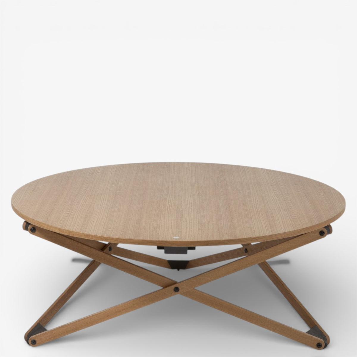 Subeybaja - Coffee & dining table in oak