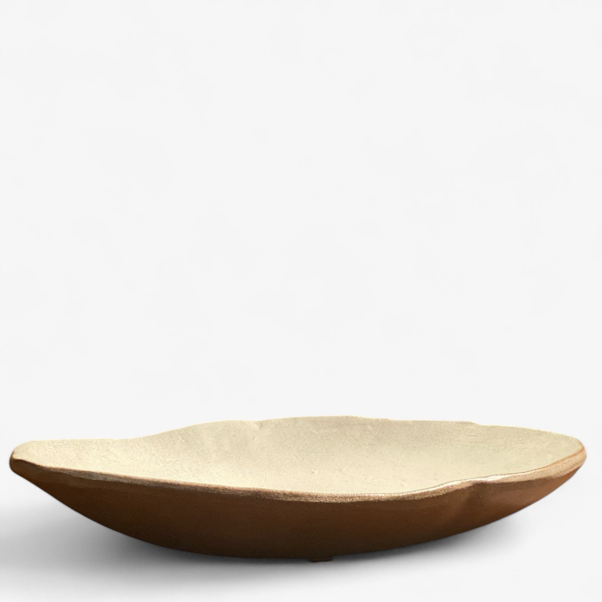 Large dish in stoneware