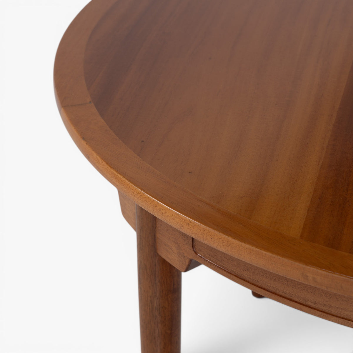 China table in mahogany