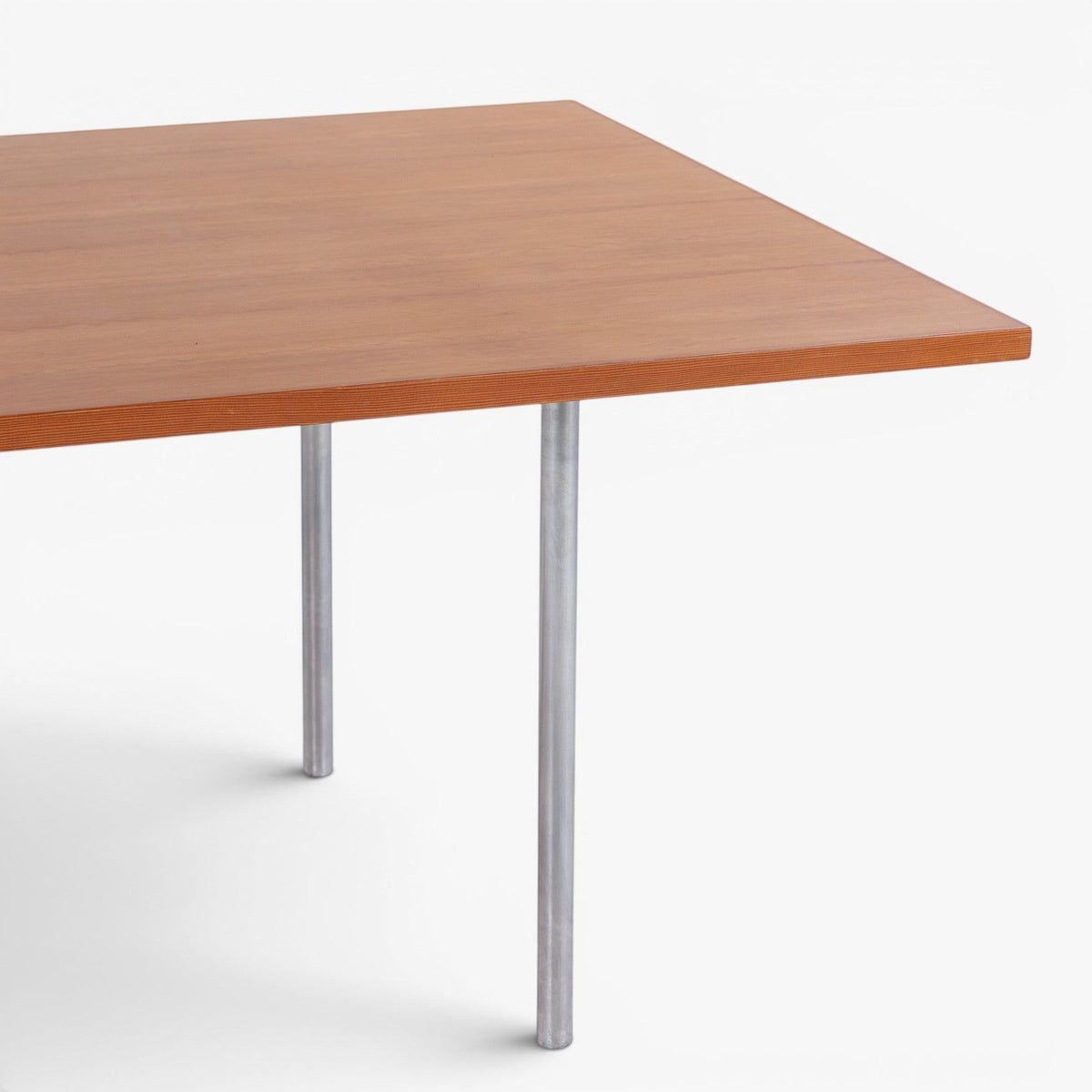 Desk in oregon pine