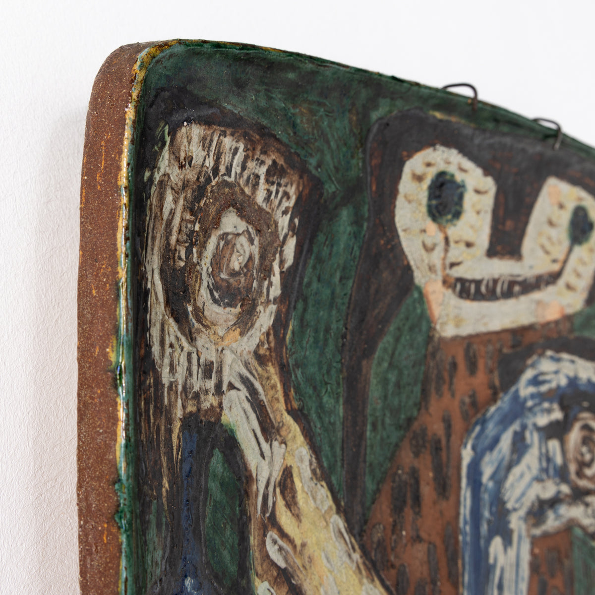 Relief in stoneware