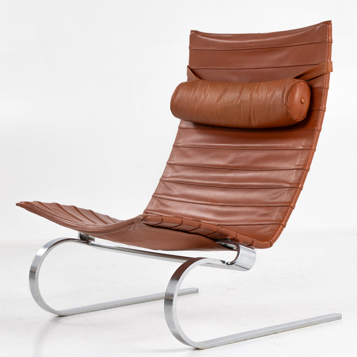 PK 20 - Lounge chair in cognac leather