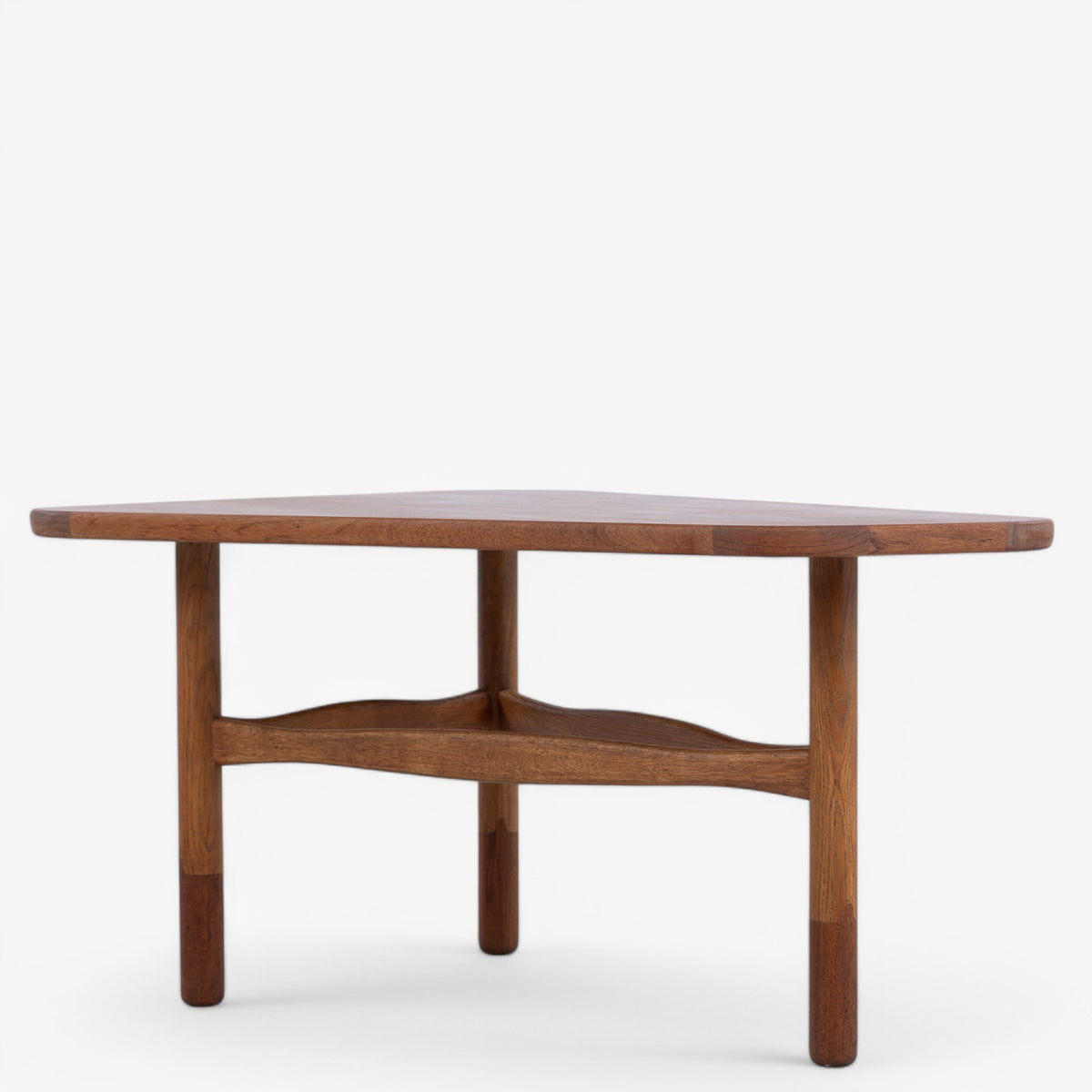 Coffee table in teak