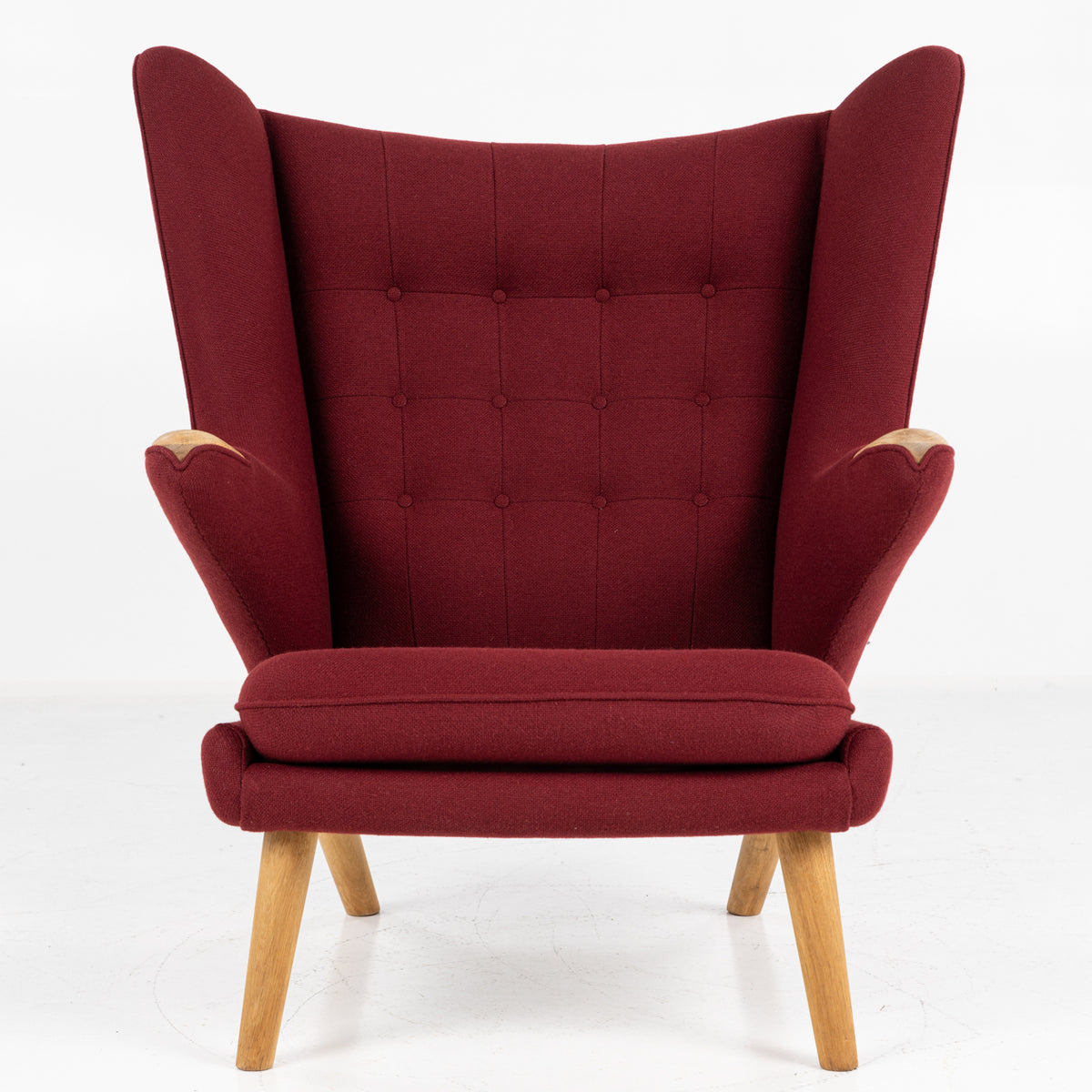 AP 19 - Papa Bear Chair in red Hallingdal fabric