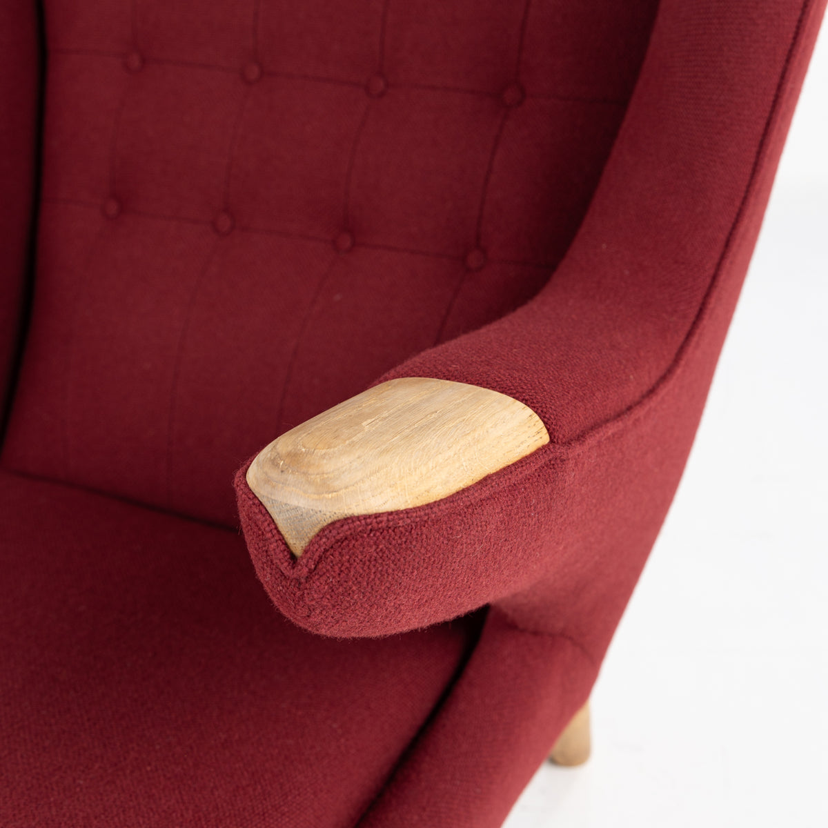 AP 19 - Papa Bear Chair in red Hallingdal fabric