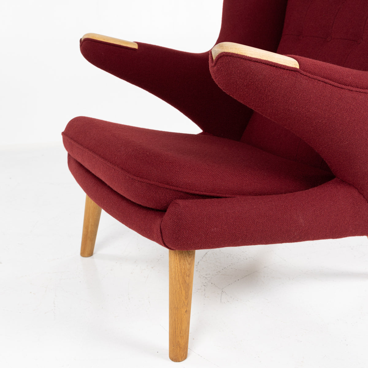 AP 19 - Papa Bear Chair in red Hallingdal fabric