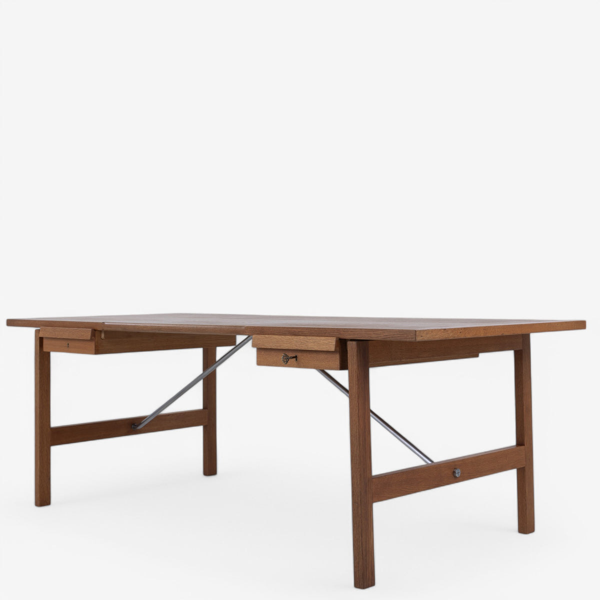 AT 325A - Freestanding desk in oak