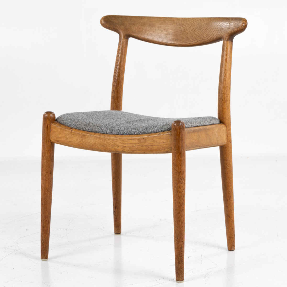 W1 - Dining chair in patinated oak