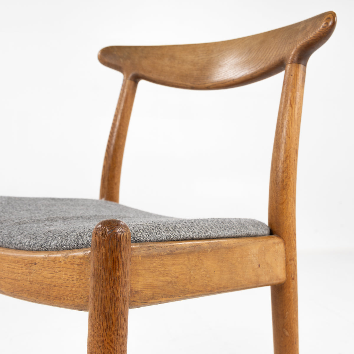 W1 - Dining chair in patinated oak