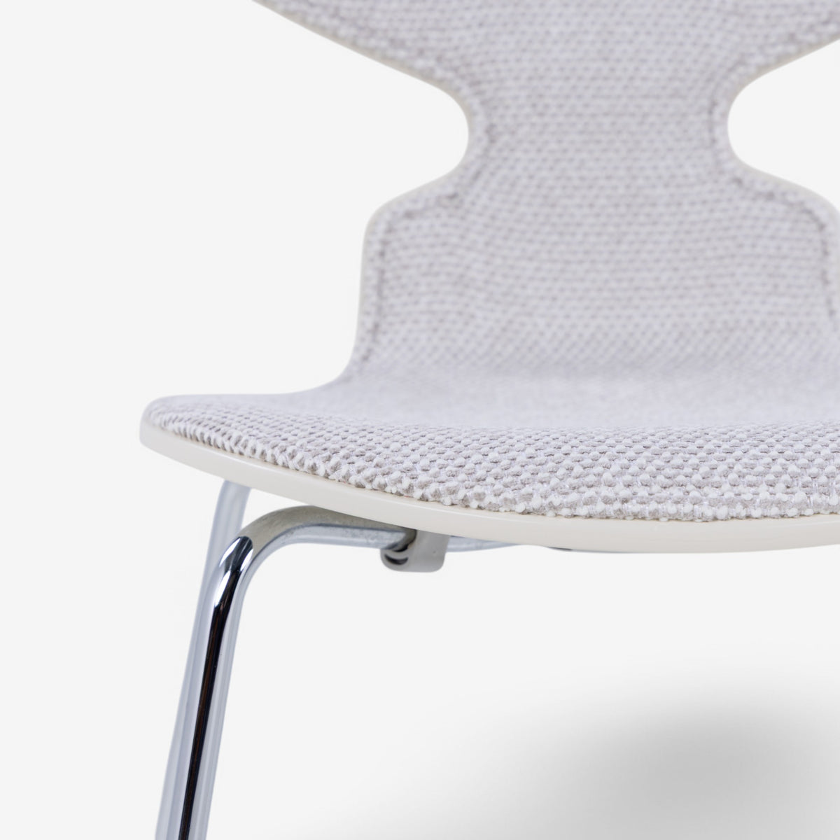 AJ 3100 - 'The Ant' in Safire-textile