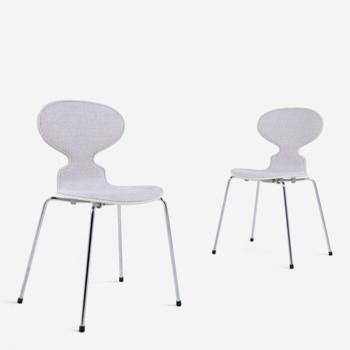 AJ 3100 - 'The Ant' in Safire-textile