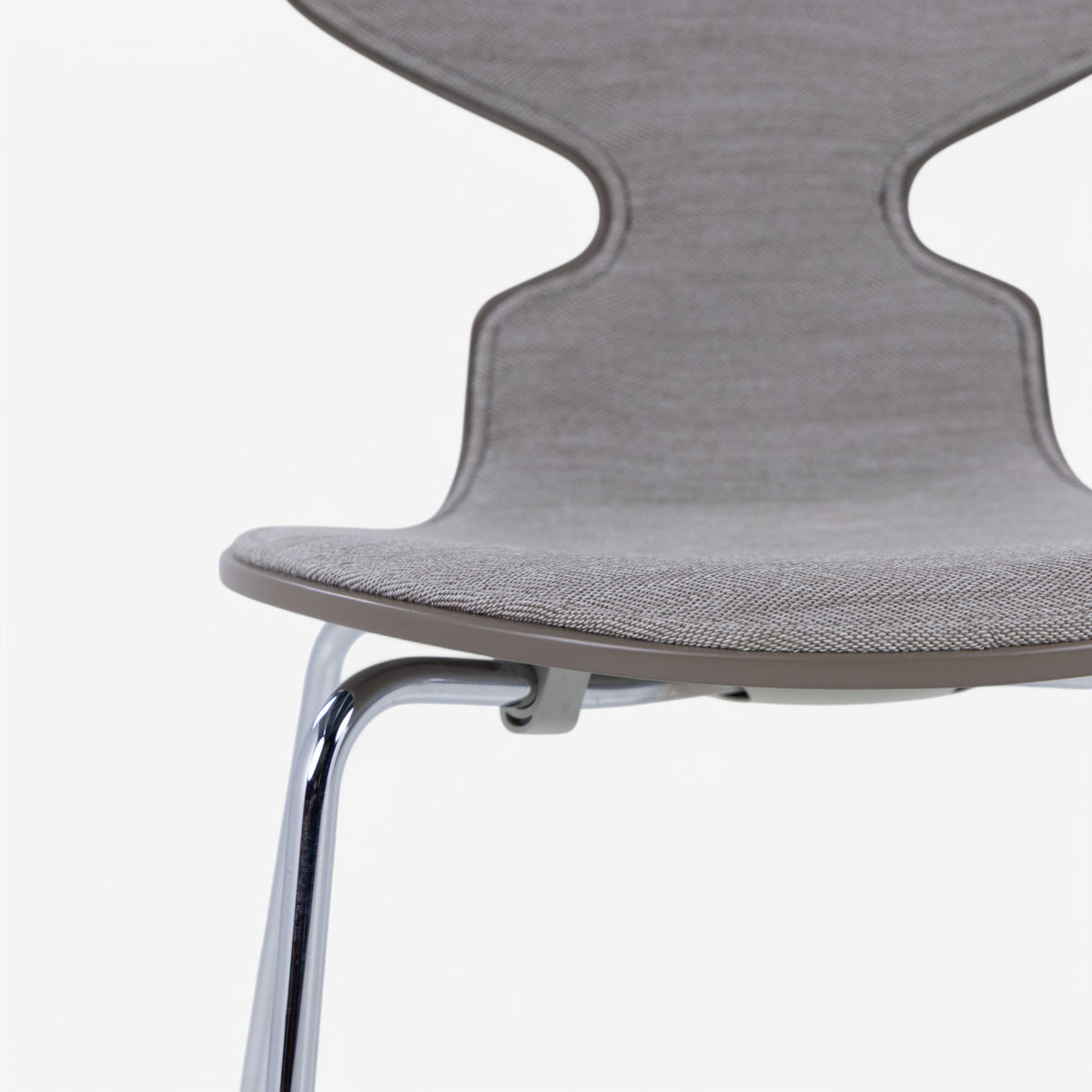 AJ 3100 - 'The Ant' in Vils-textile