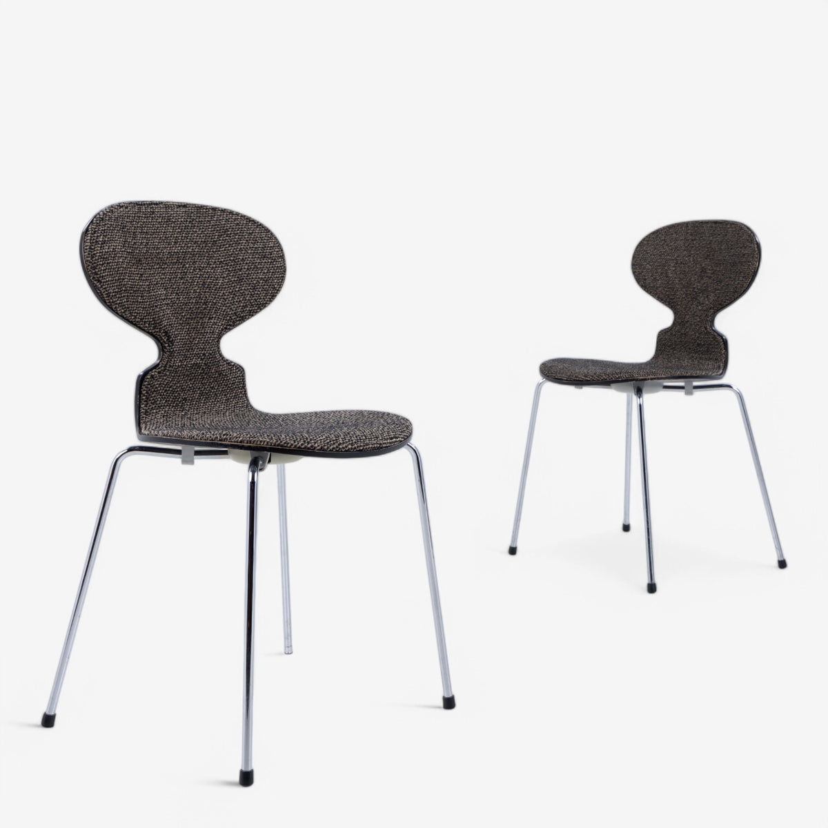AJ 3100 - 'The Ant' in Safire-textile