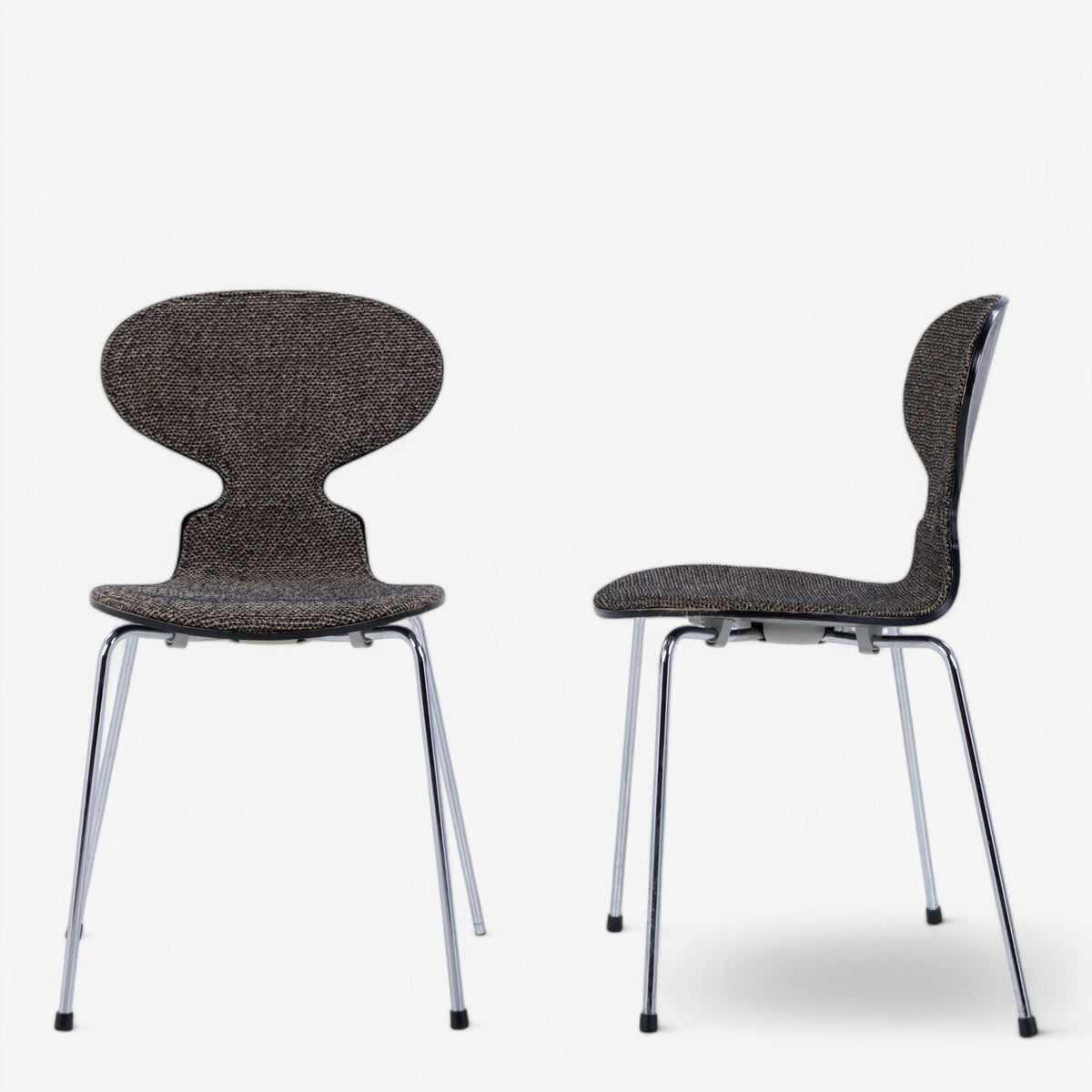 AJ 3100 - 'The Ant' in Safire-textile
