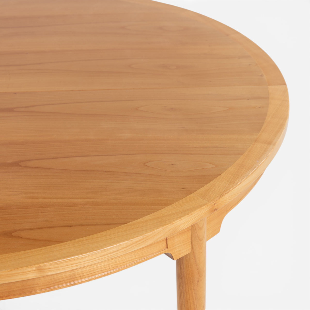 'China table' in cherry wood