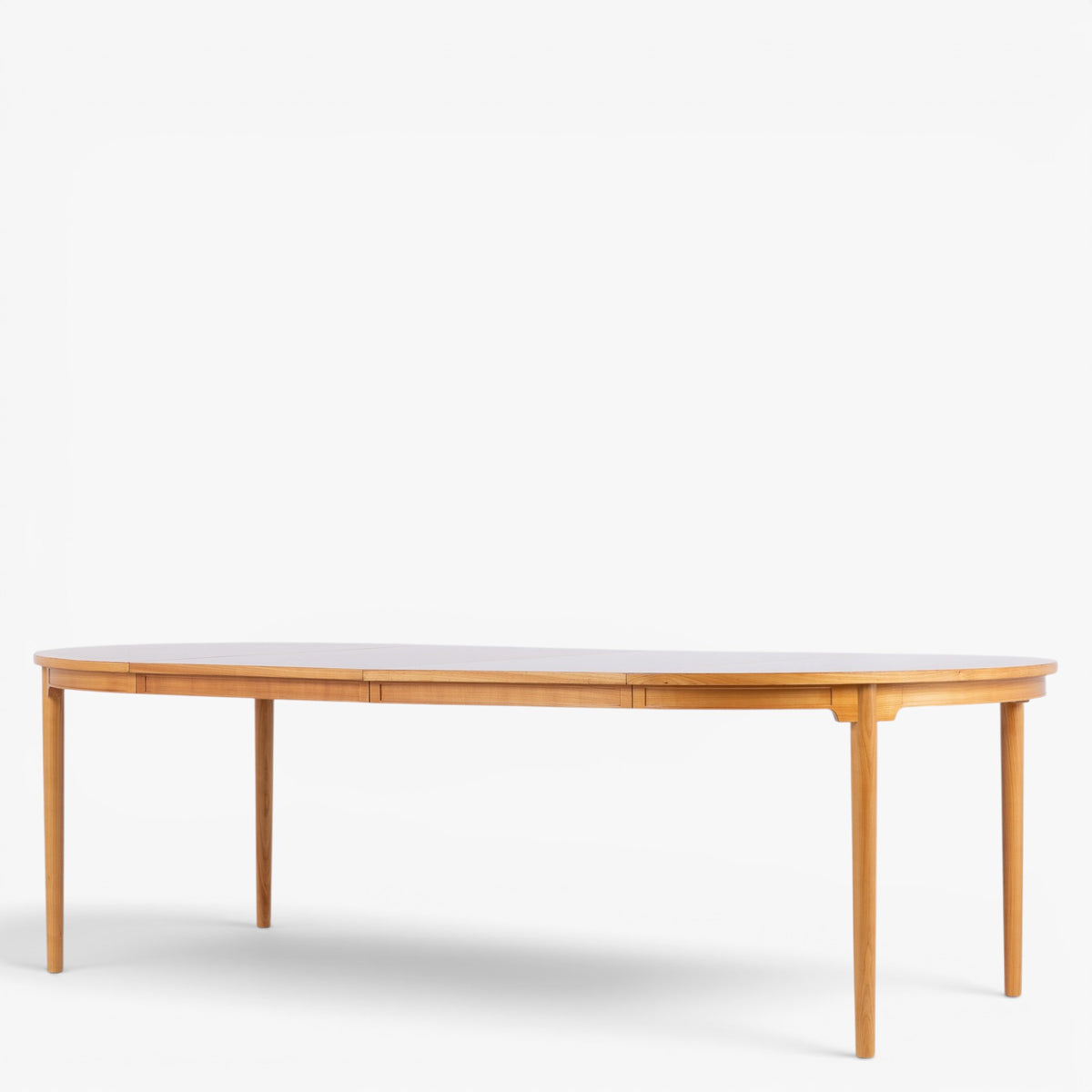 'China table' in cherry wood