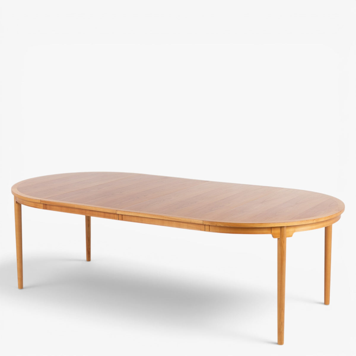'China table' in cherry wood