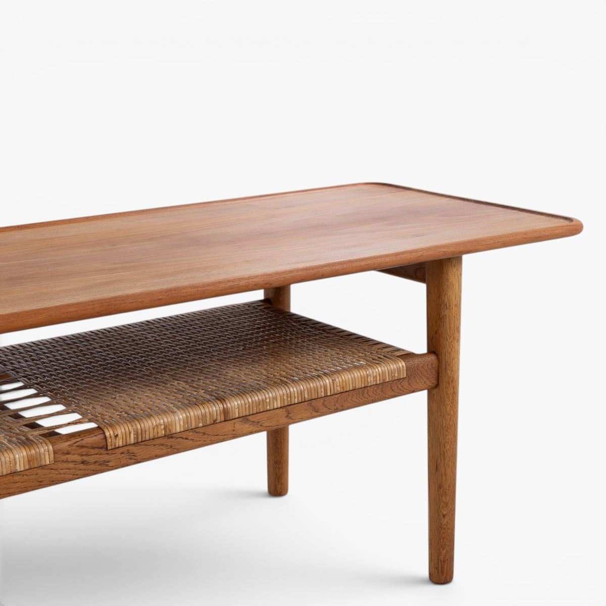 AT 10 - Coffee table in teak