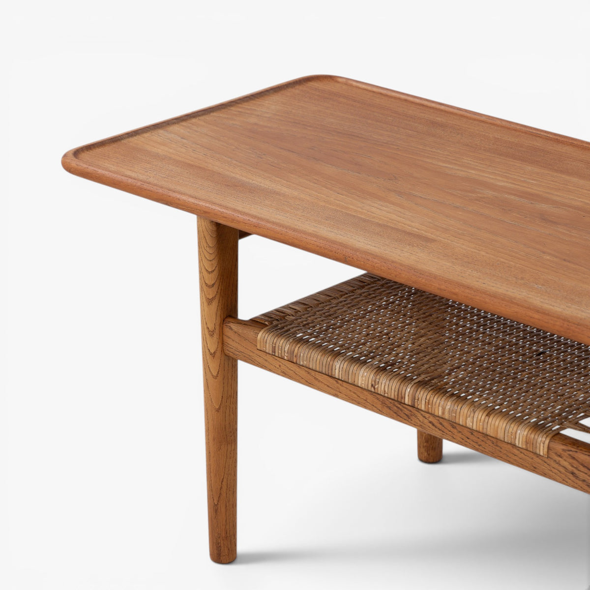 AT 10 - Coffee table in teak