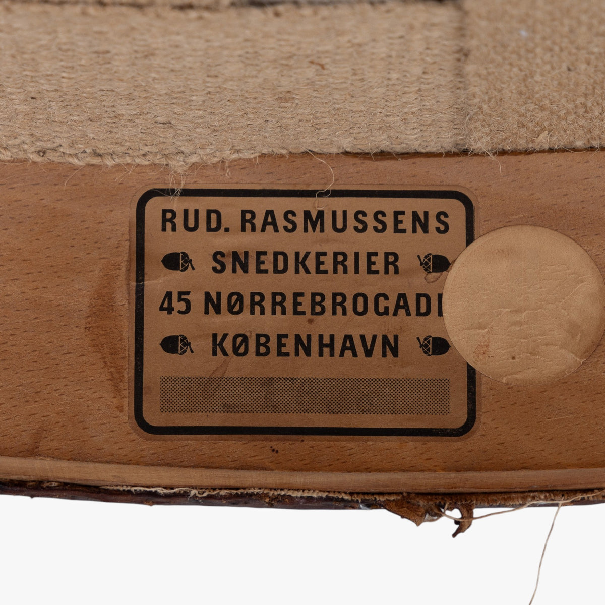 KK 3758A - Armstol i mahogni