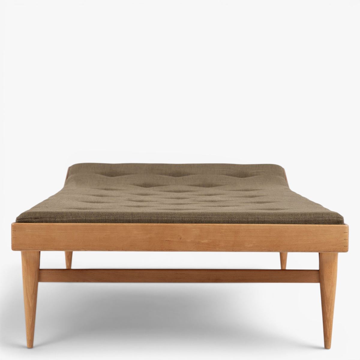 Daybed in beech