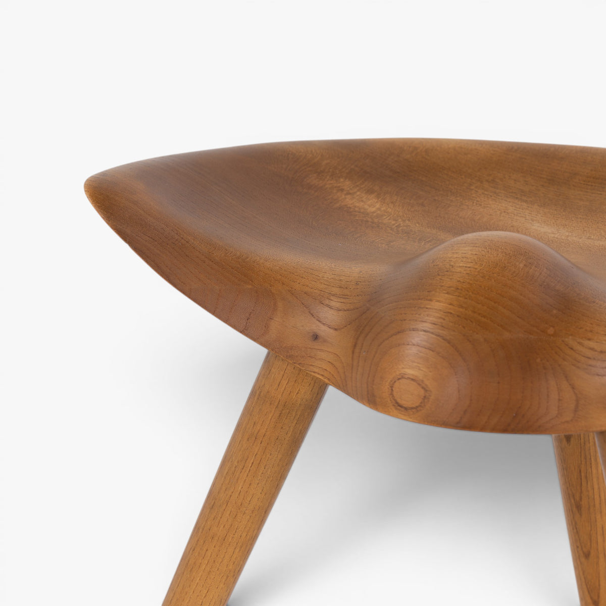 Taburet i teak