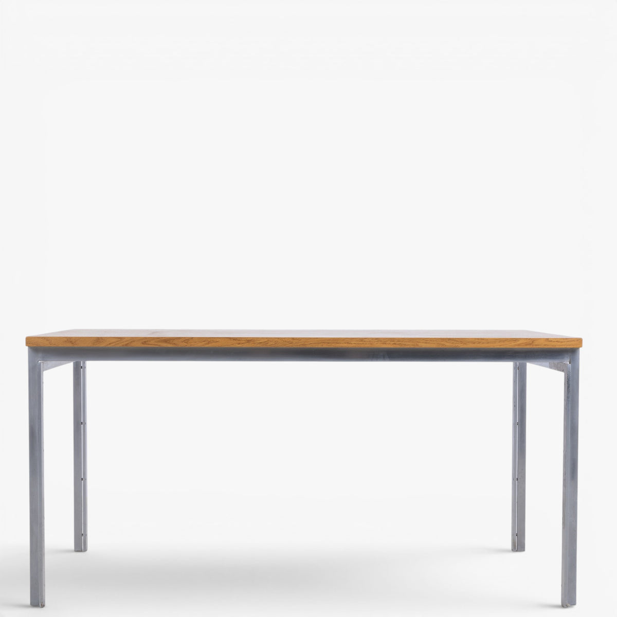 PK 53 - Skrivebord i eg