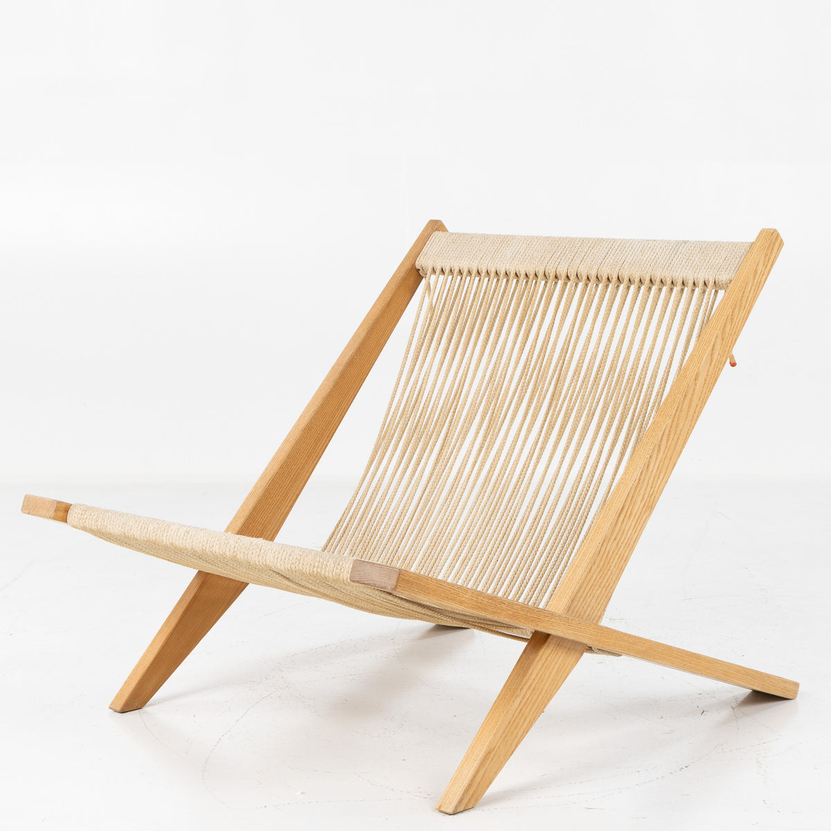 JH 106 - Easy chair in ash