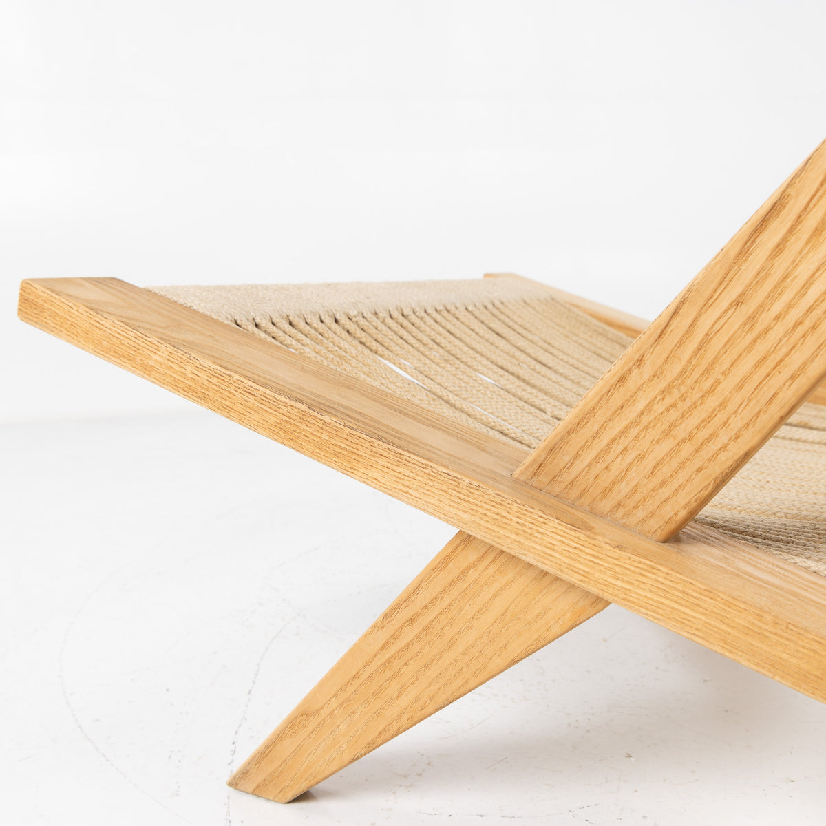 JH 106 - Easy chair in ash