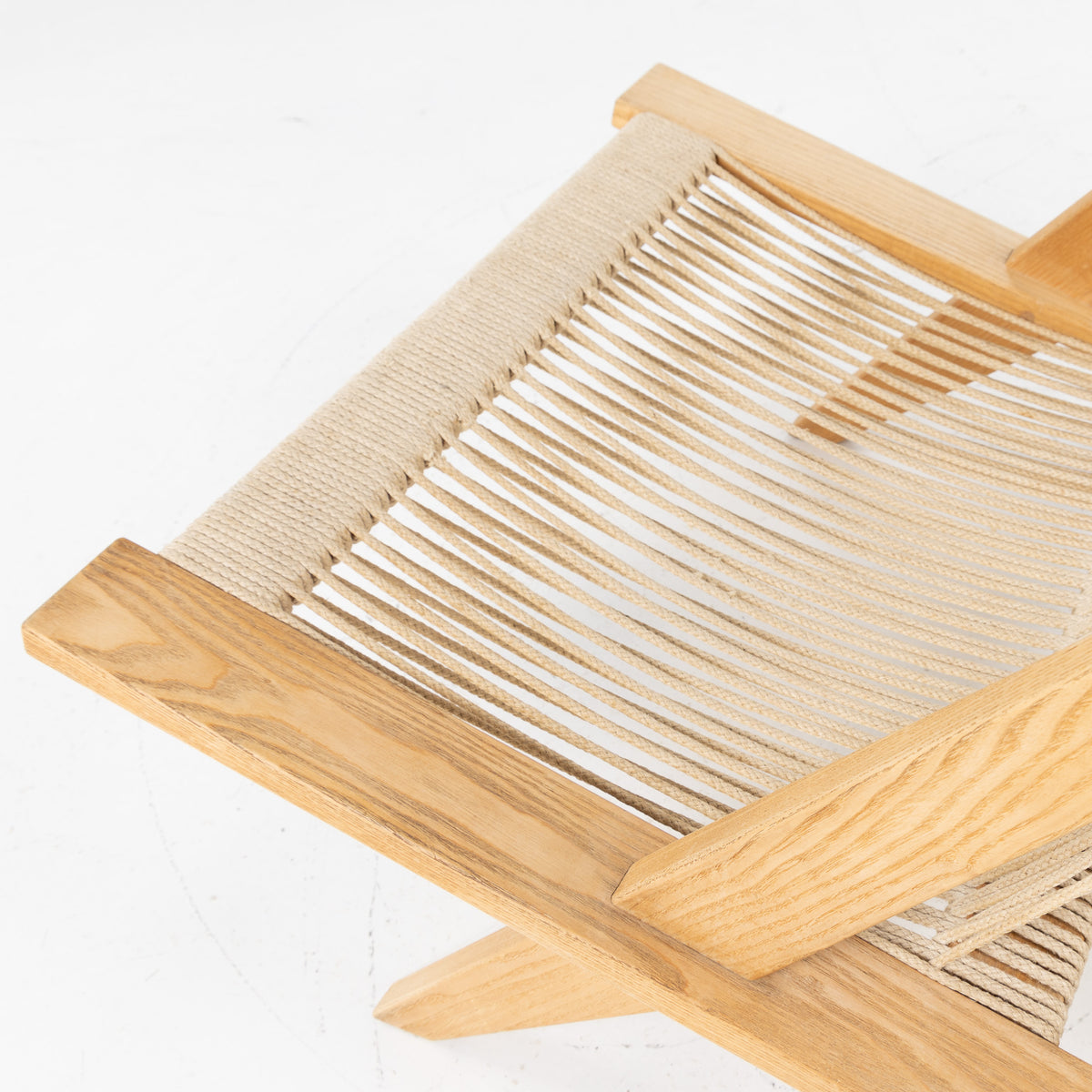 JH 106 - Easy chair in ash