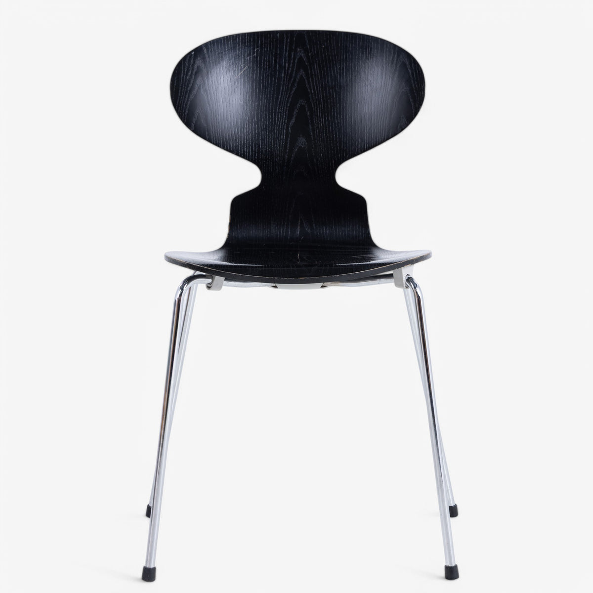 AJ 3100 - Black stained Ant Chair