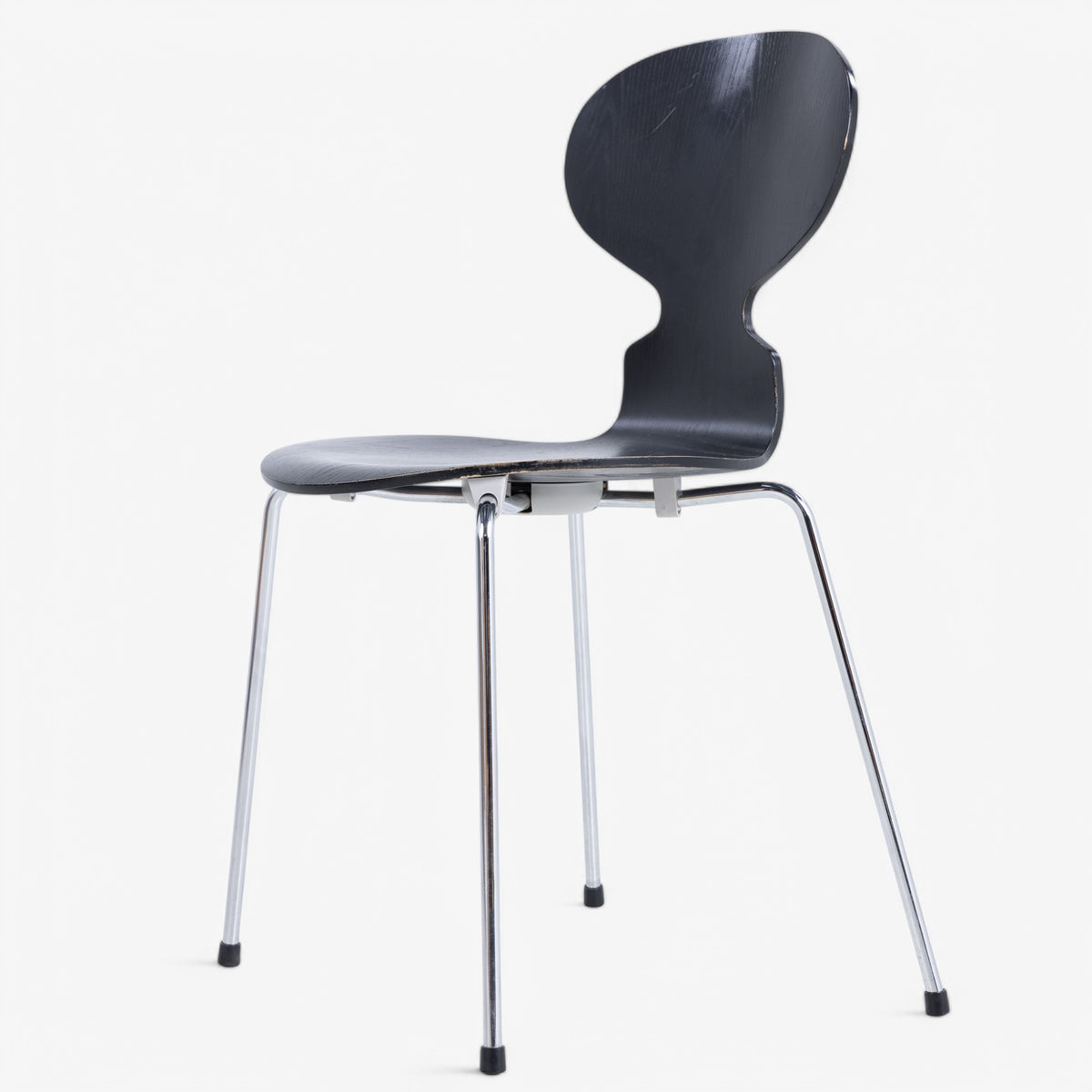 AJ 3100 - Black stained Ant Chair