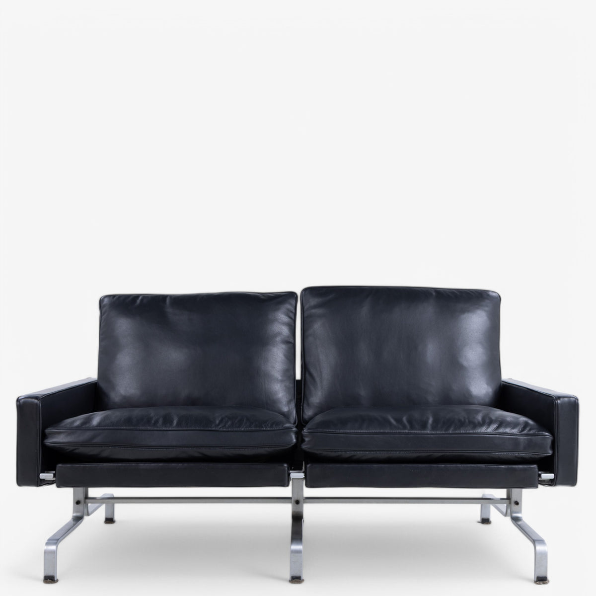 PK 31/2 - 2-seater sofa in black Klassik leather
