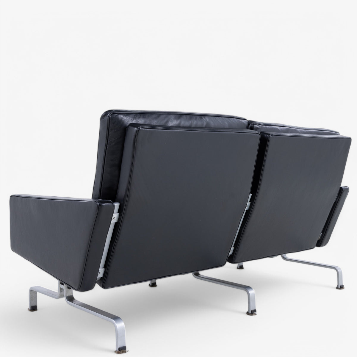 PK 31/2 - 2-seater sofa in black Klassik leather