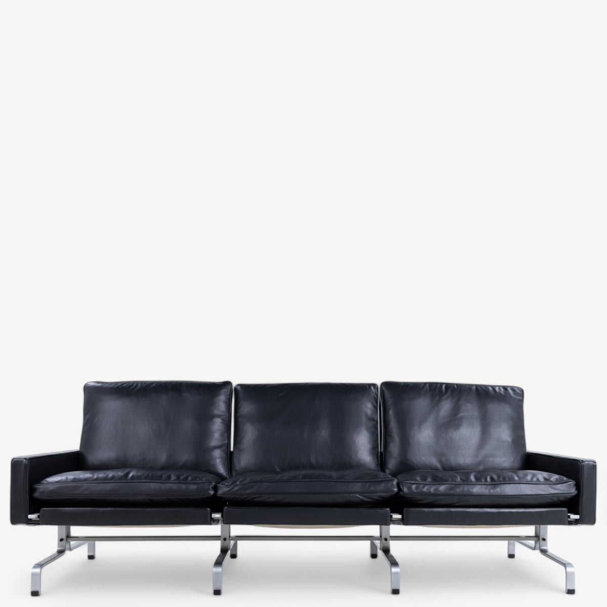 PK 31/3 - 3 seater sofa in black Klassik leather