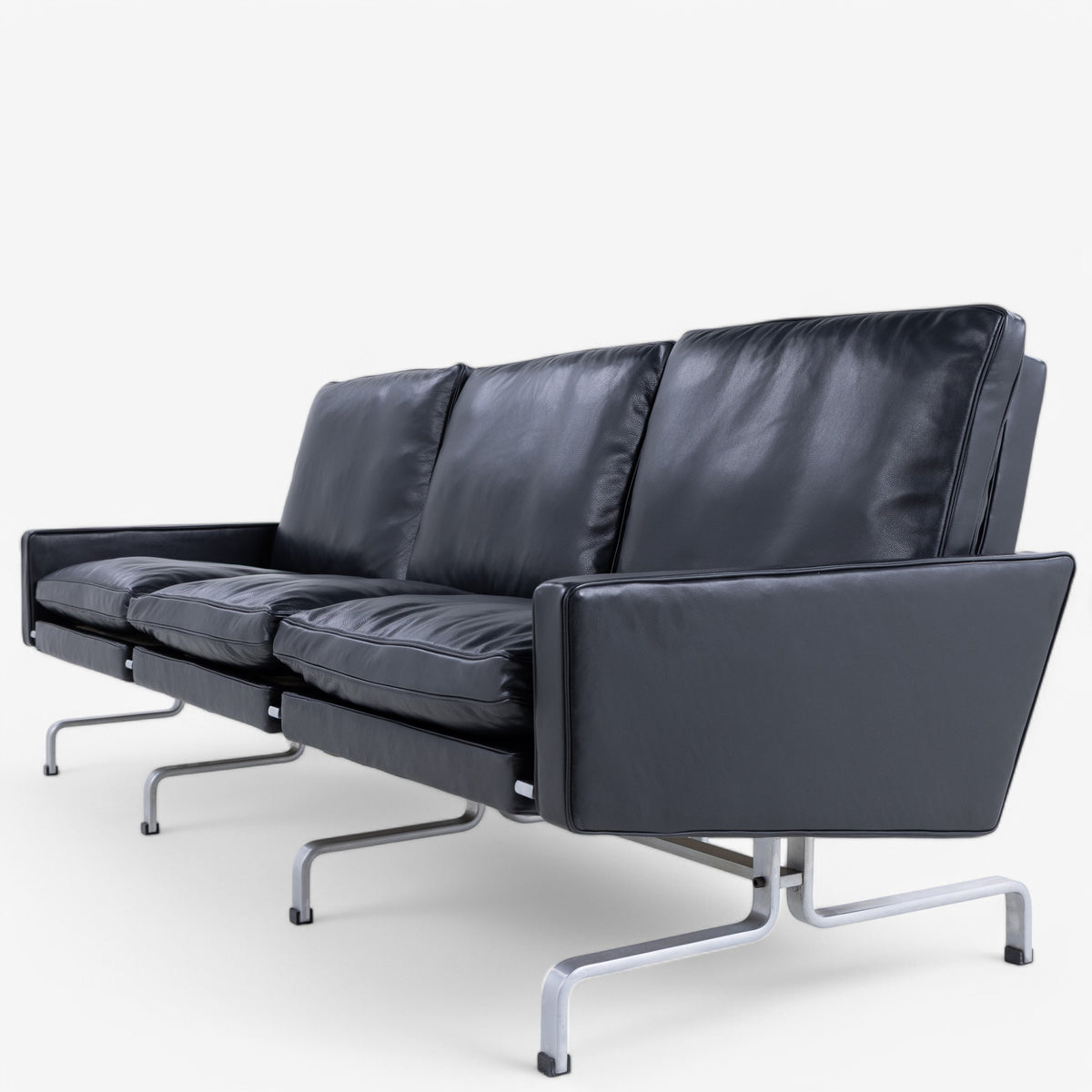 PK 31/3 - 3 seater sofa in black Klassik leather
