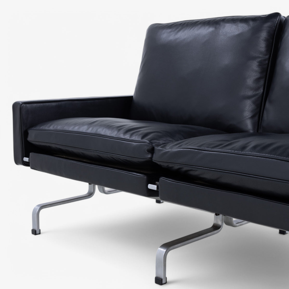 PK 31/3 - 3 seater sofa in black Klassik leather