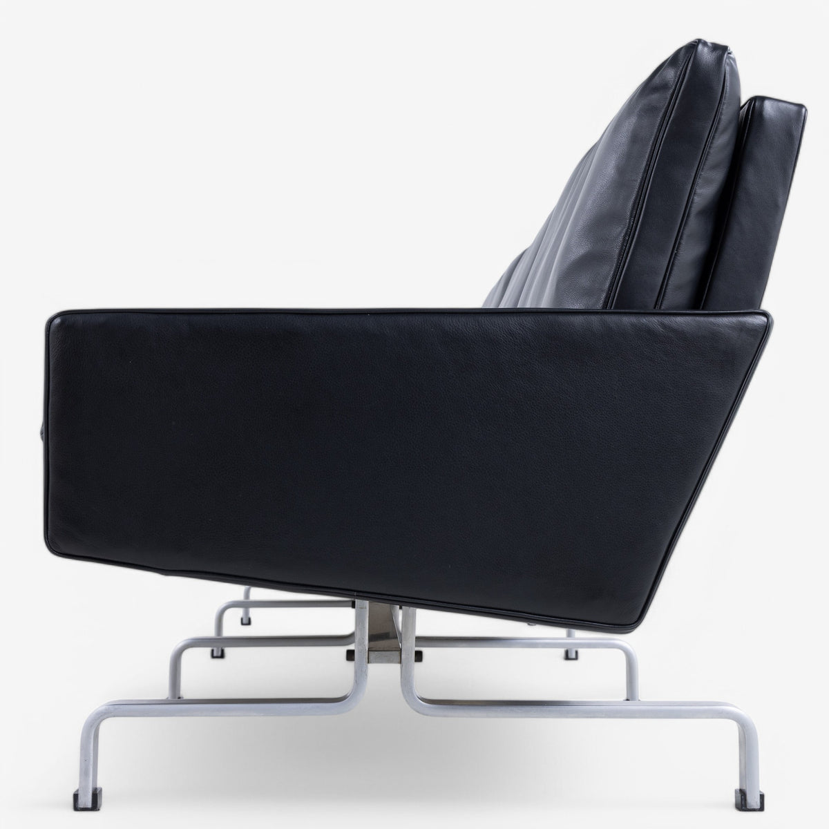 PK 31/3 - 3 seater sofa in black Klassik leather