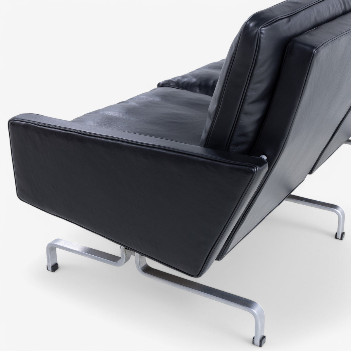 PK 31/3 - 3 seater sofa in black Klassik leather