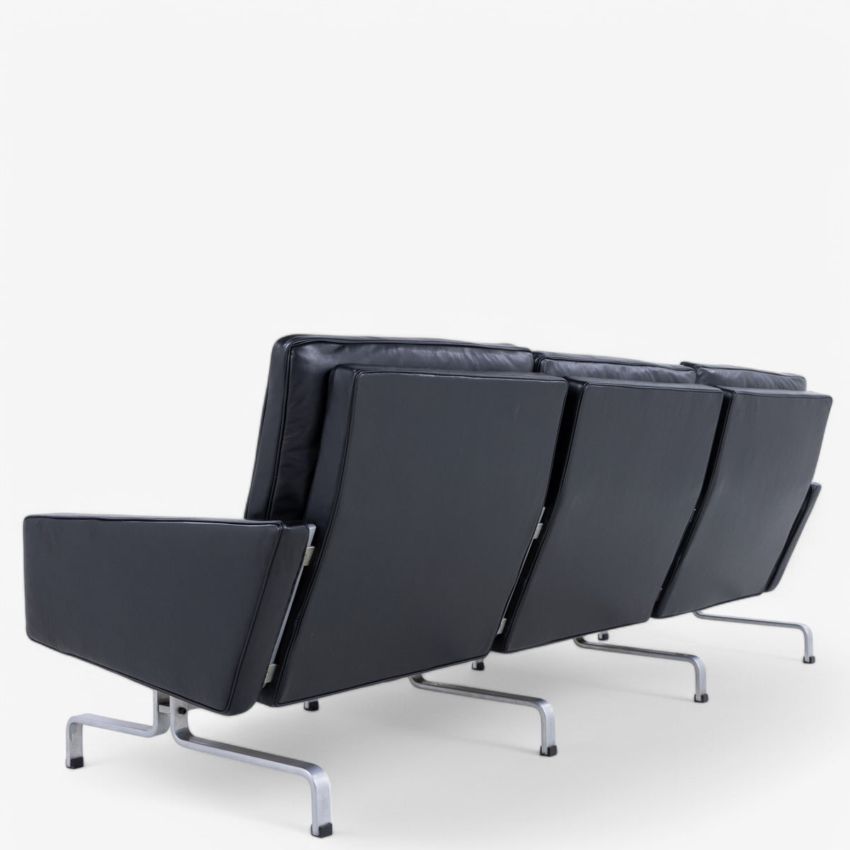 PK 31/3 - 3 seater sofa in black Klassik leather