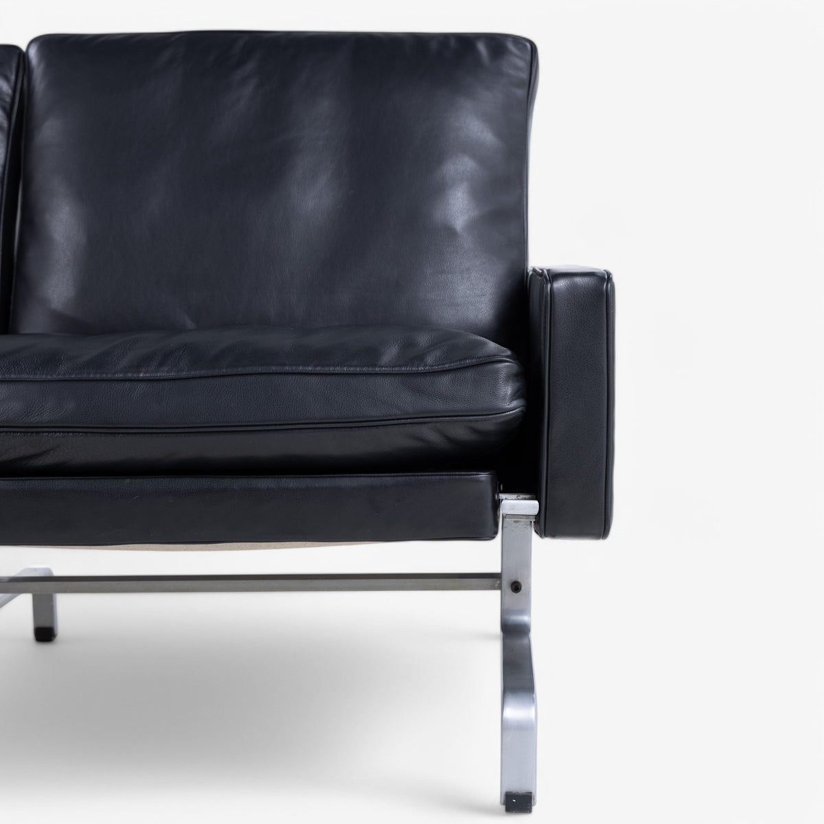 PK 31/3 - 3 seater sofa in black Klassik leather