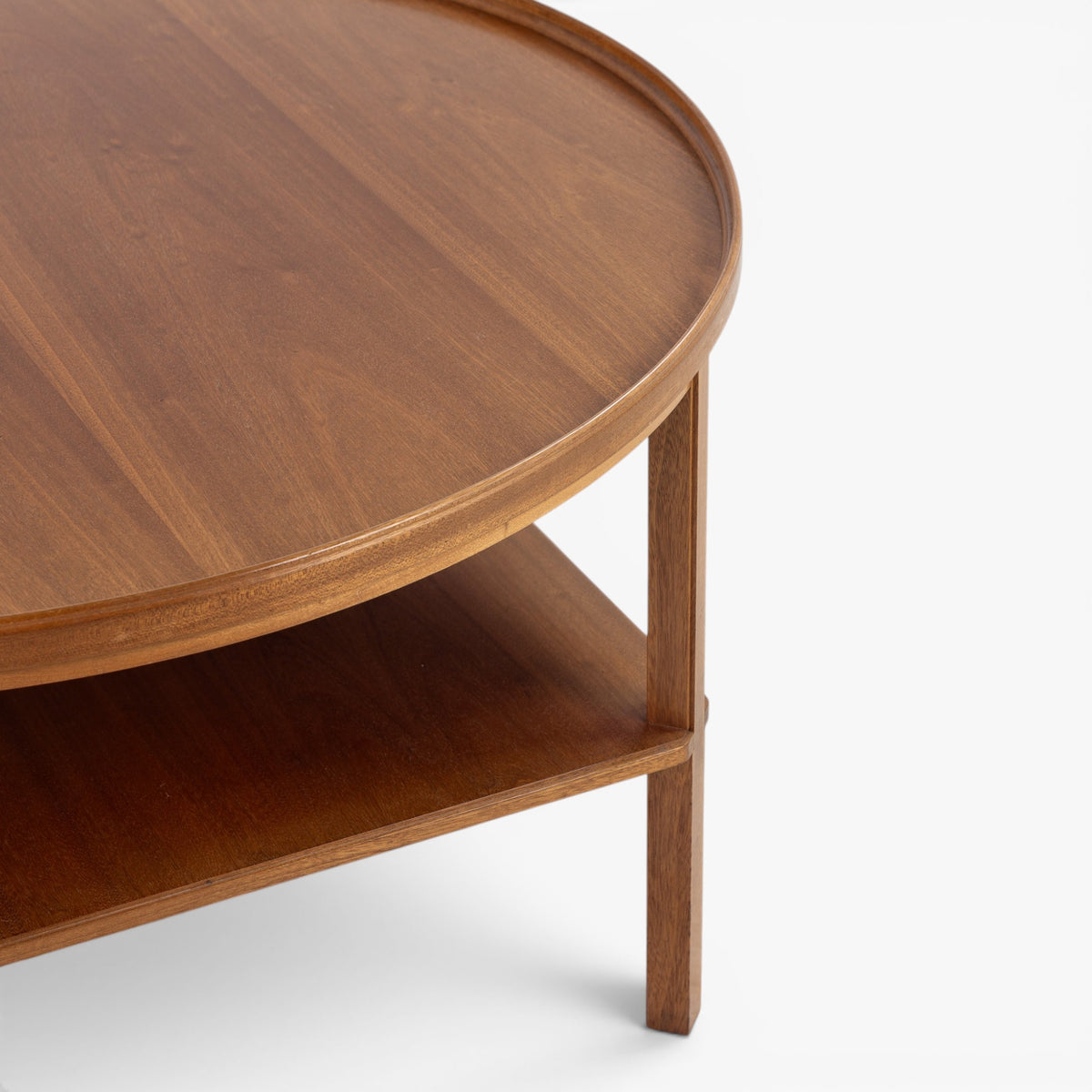 Round coffee table in mahogany