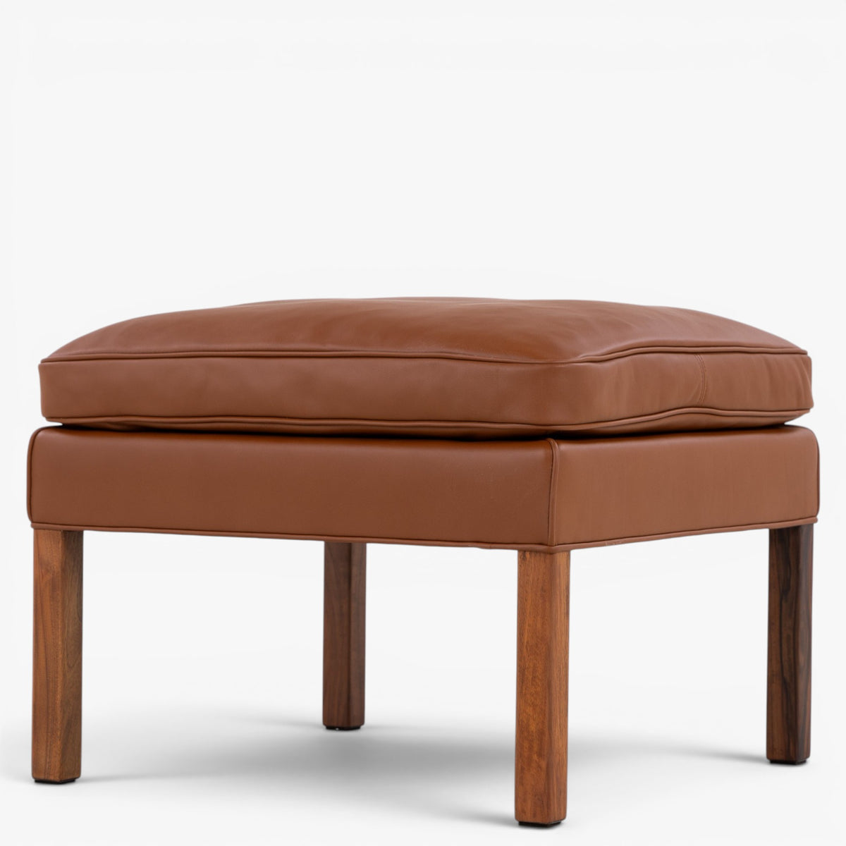 BM 2202 - Stool in Nevada leather