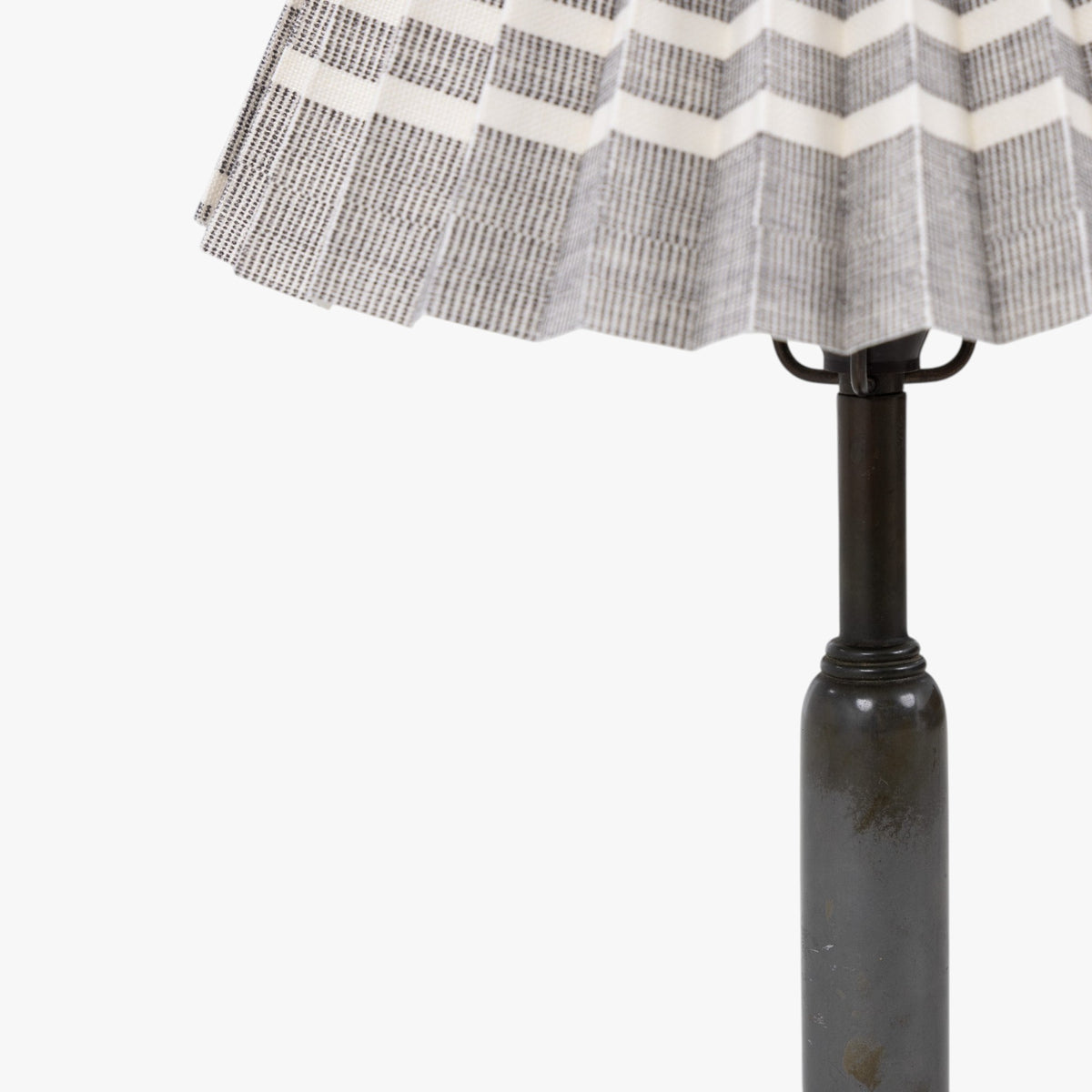 Bordlampe i metal
