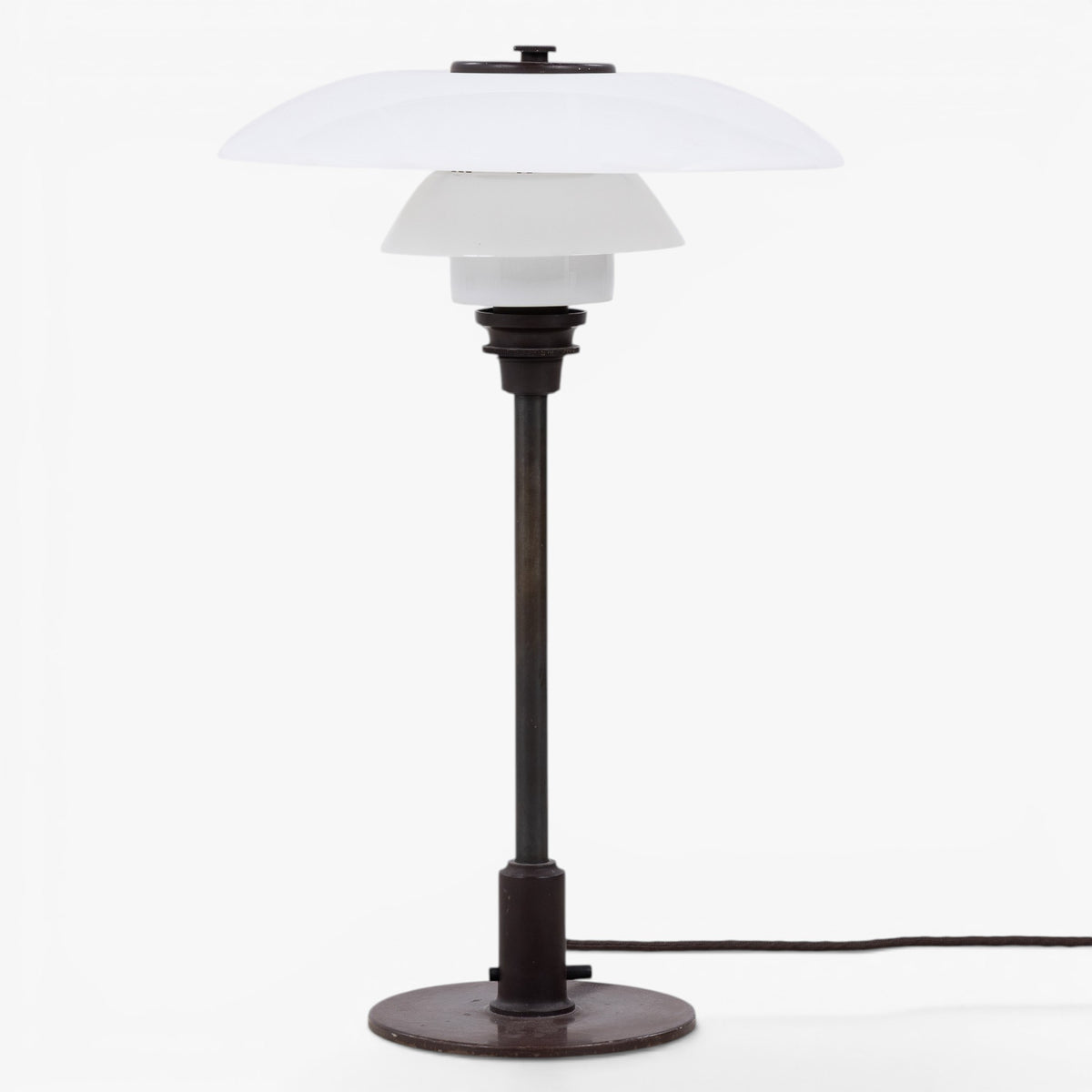 PH 3/2 - Bordlampe m. glasskærme