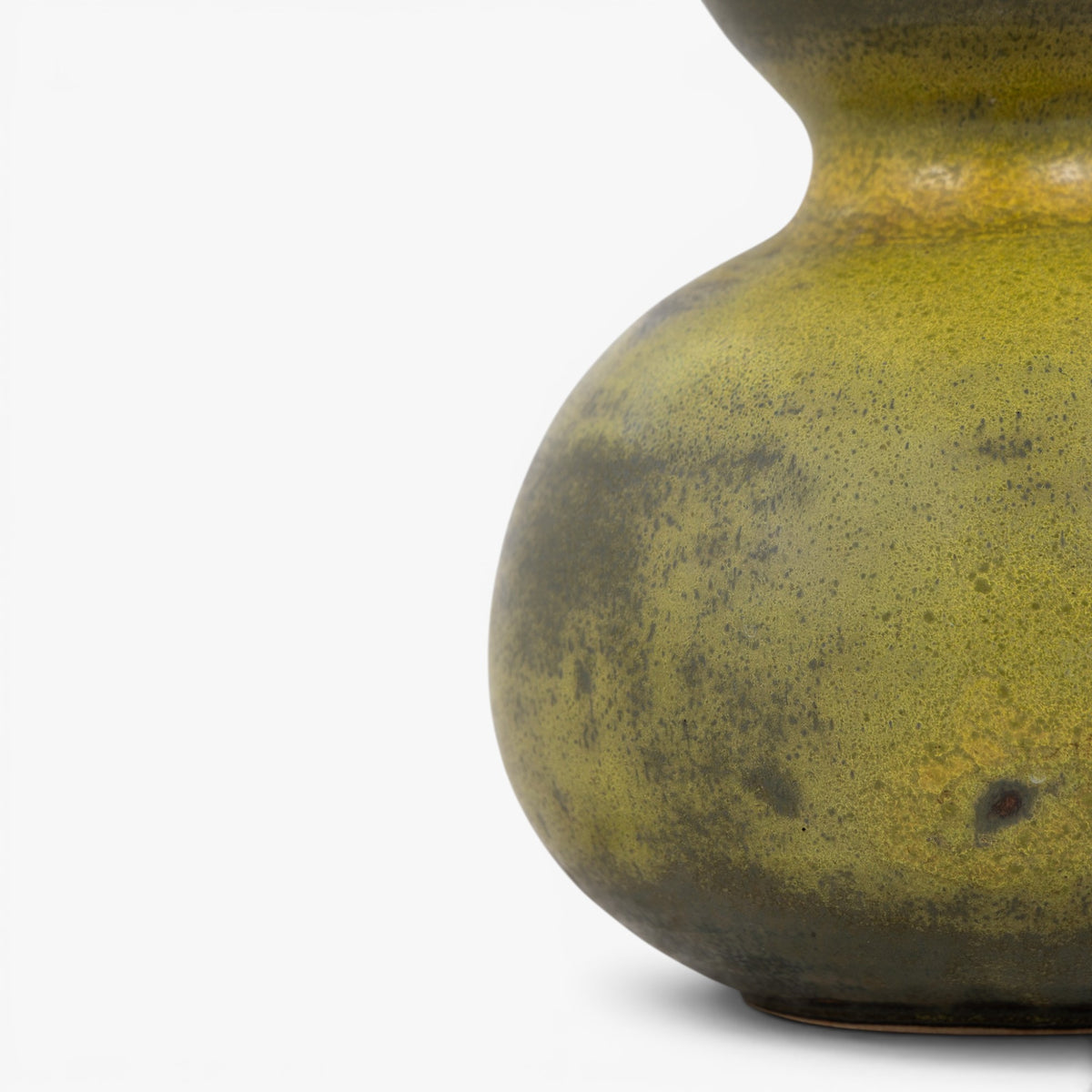 Table lamp in stoneware