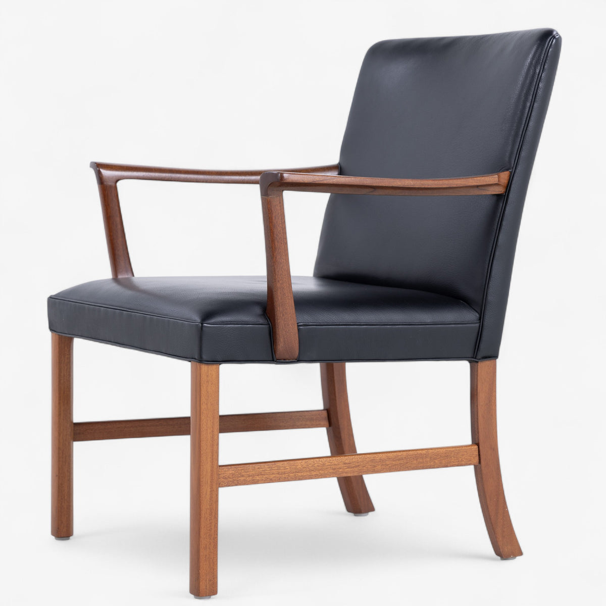 Armchair in mahogany
