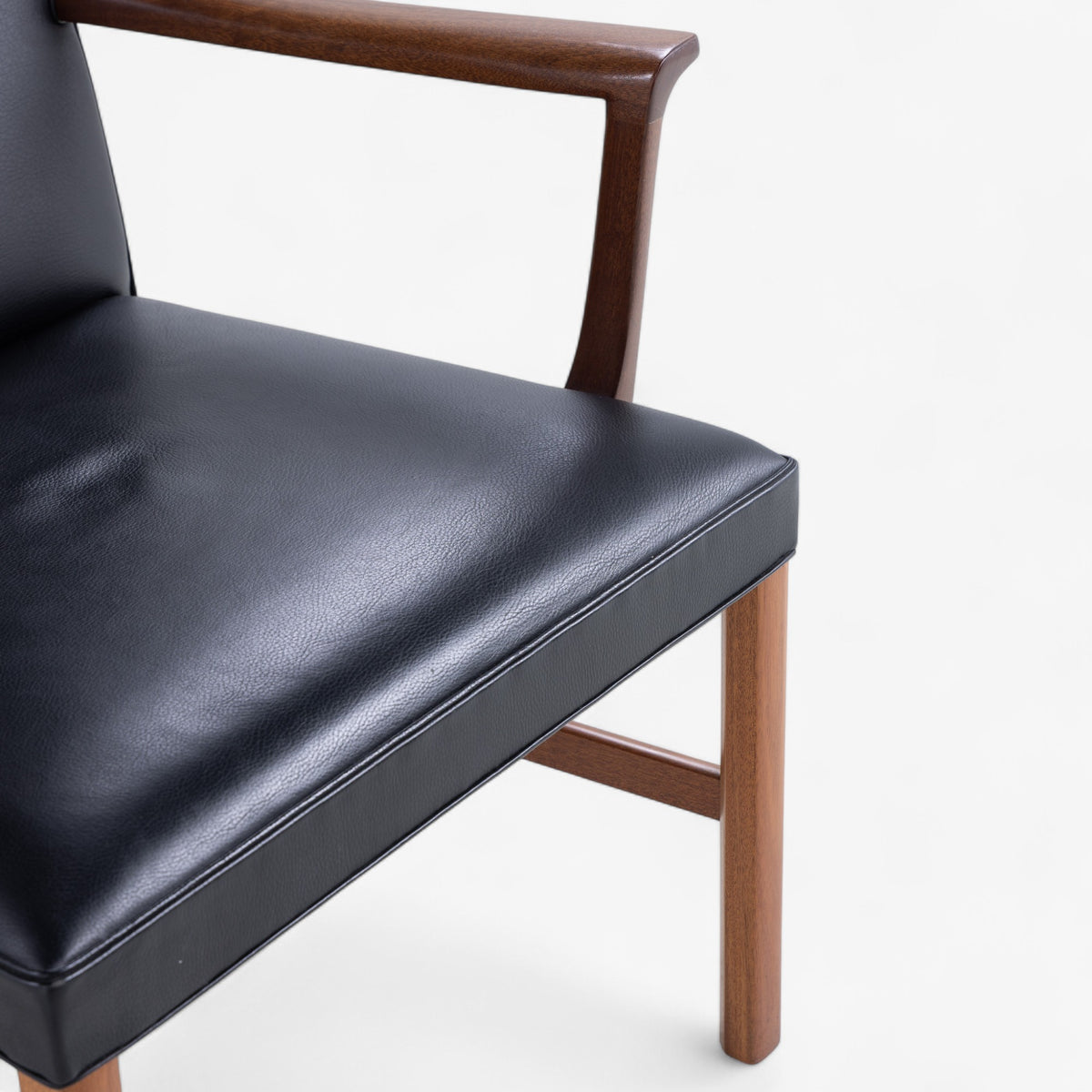 Armchair in mahogany