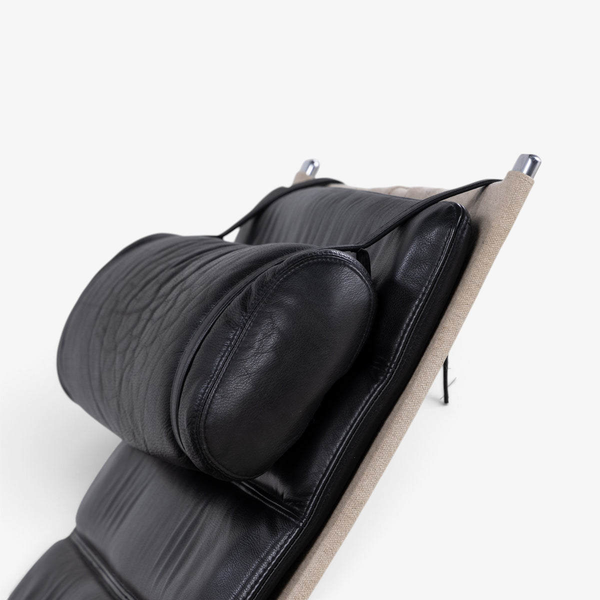 FK 87 - 'Grasshopper' in black leather